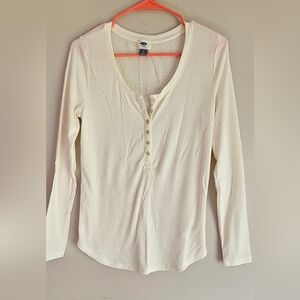 Old Navy Cream Buttoned Fitted Blouse